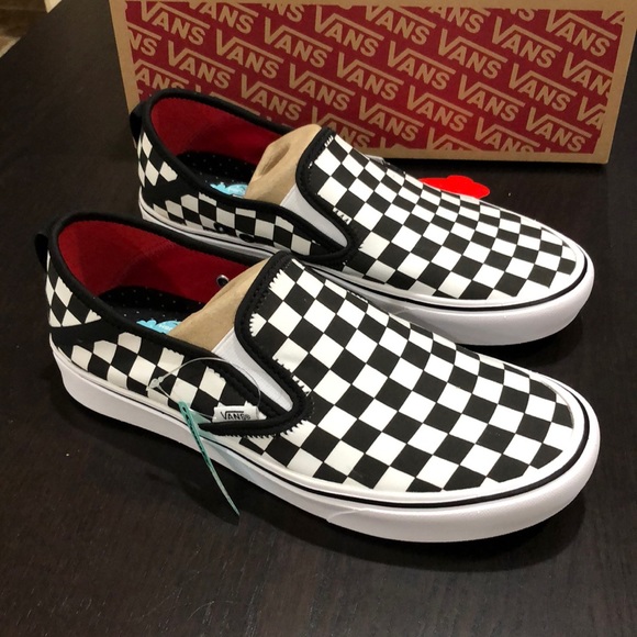 vans comfycush slip on checkerboard